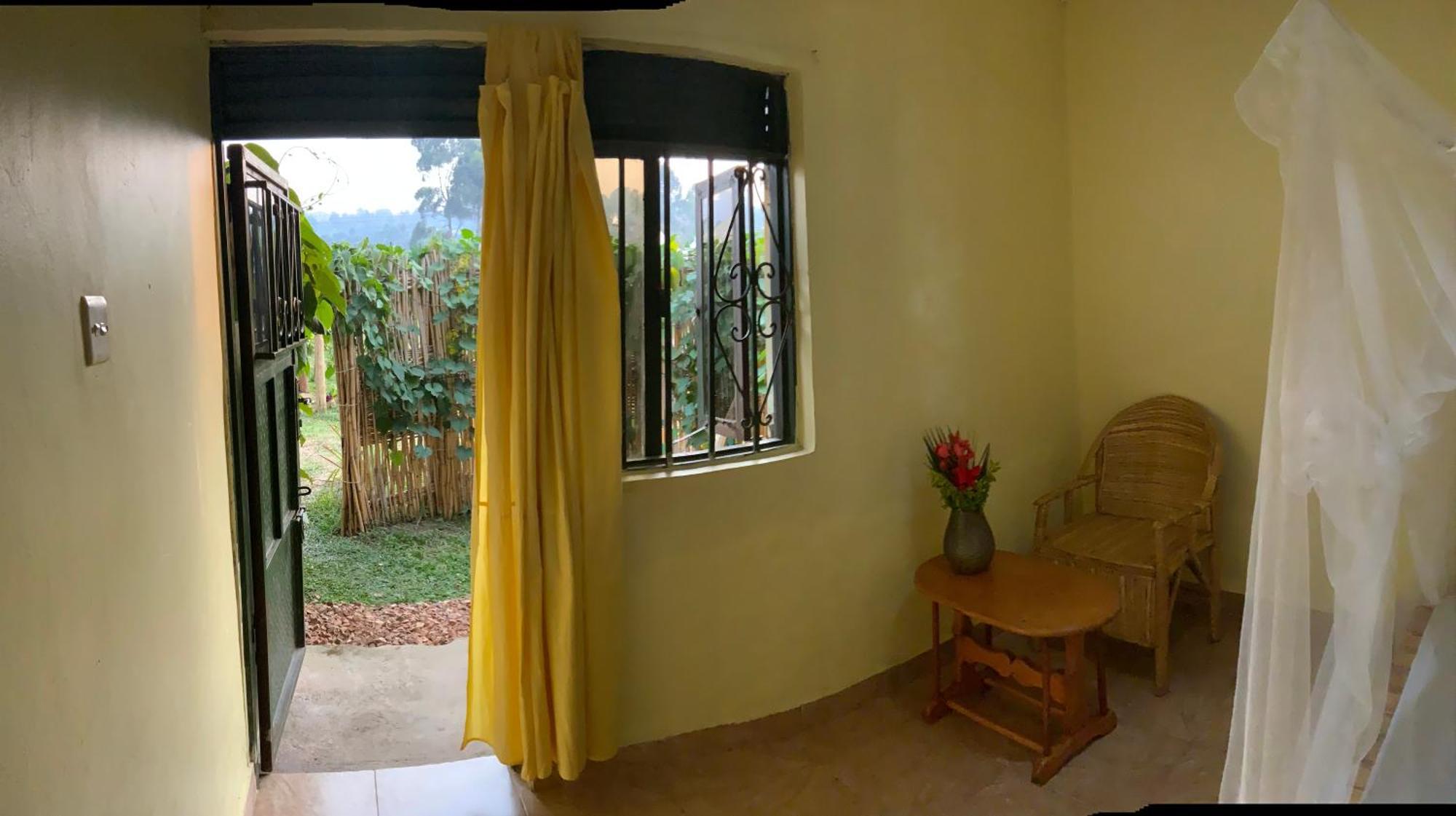 Fort Portal Gaia Eco Hub Bnb المظهر الخارجي الصورة